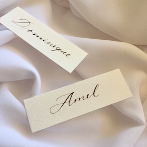 Marque lieux personnalisées avec calligraphie fait main Mariage minimaliste