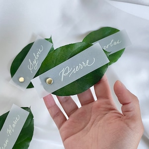 Marque lugares en papel calco y hojas naturales, marque lugares art botanique, marque lugares avec calligraphie fait main