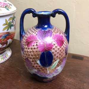 Vintage Japanese Double Handled Urn/vase