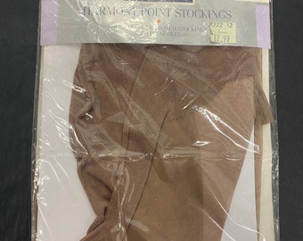 BRAND NEW - Aristoc Harmoney Point Sheer Stockings With Point Heel. Colour: Gentle Smoke. Size 4 (shoe size 6)