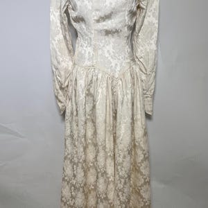 Robe de mariée originale des années 30/40