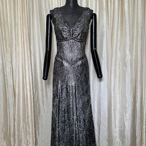 1930&#39;s style lame evening dress