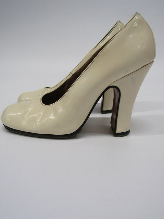 Vintage Vivienne Westwood Cream Patent shoes - image 1