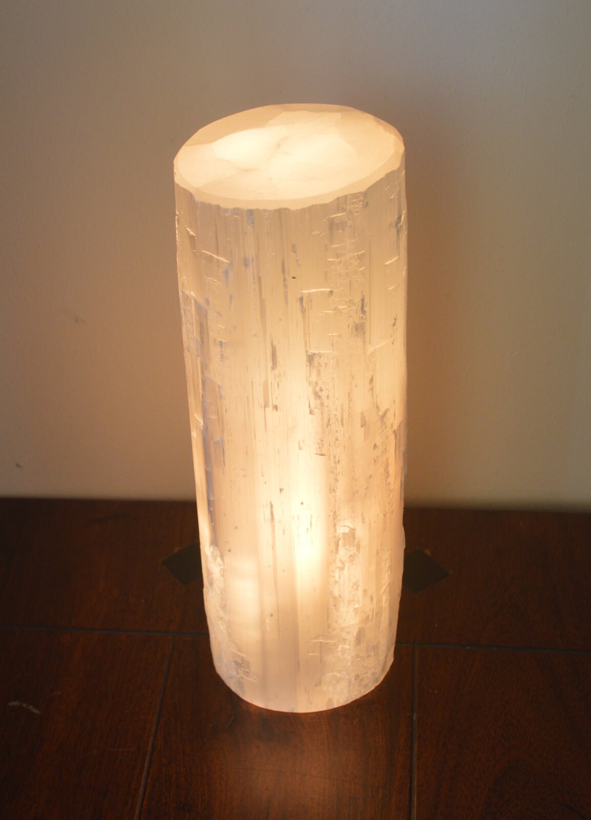 Large Cylinder Shape Selenite Natural Tower Table Lamp H30 Etsy UK large-cylinder-shape-selenite-natural-tower-table-lamp-h30-etsy-uk