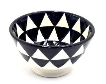 Art Deco Moroccan Bowl – Bold Black & White Triangle Design