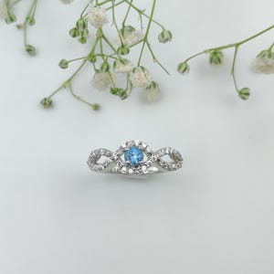 Anello con topazio blu naturale, anello fatto a mano, anello in argento sterling 925, anello con grappolo di topazi, regalo per lei, pietra portafortuna di dicembre, anello di promessa