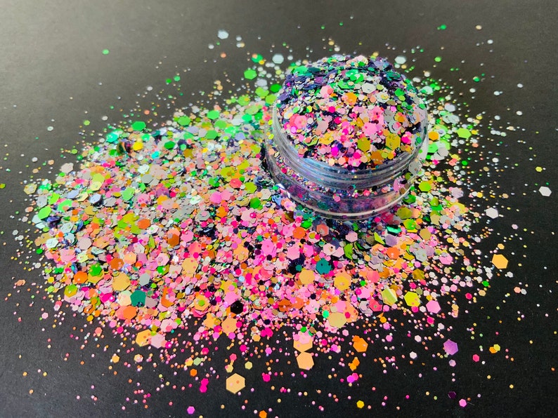 7g Chameleon Limited edition chameleon glitter , chunky glitter 7g Chameleon Limited edition chameleon glitter , chunky glitter
