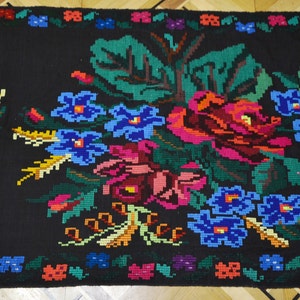 Vintage romanian rug, 100% wool on Hemp rug, tapis roumain, kelim Trasylvanian art, hand-woven in the 60s
