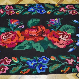 Vintage romanian rug, handmade wool carpet, kilim Oltenian art, tapis roumain