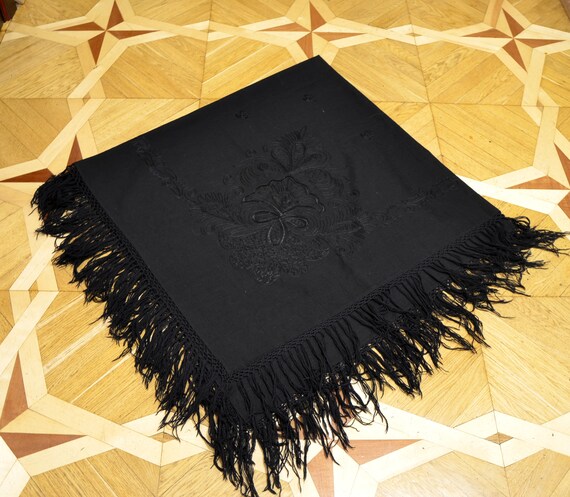 Large size black woolen shawl, festive shawl, Big
