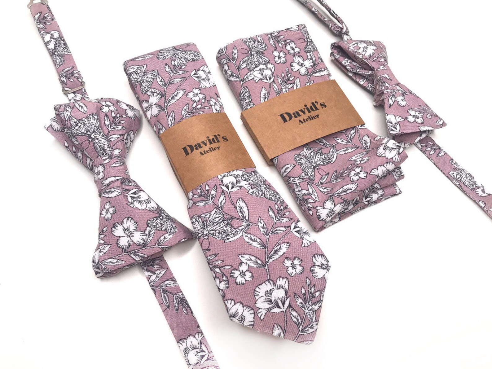lila tie