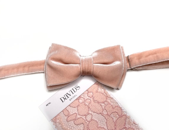 petal color bow tie