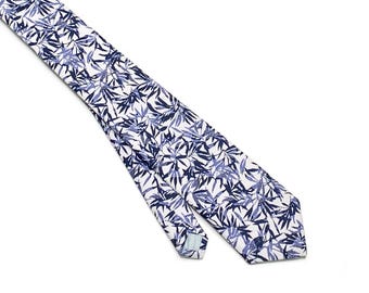 Tropical Hawaii Wedding Tie , Blue Floral Tropical Tie , Hawaiian Wedding Necktie, Beach Palm Tree Floral, Groomsmen Ties