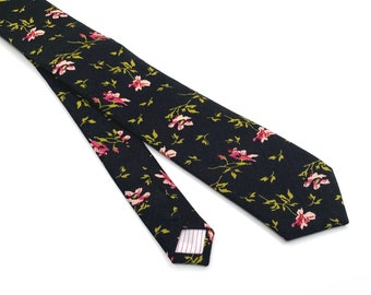 Black floral Tie , Chianti floral Necktie , Bow tie , Suspenders , Pocket Square