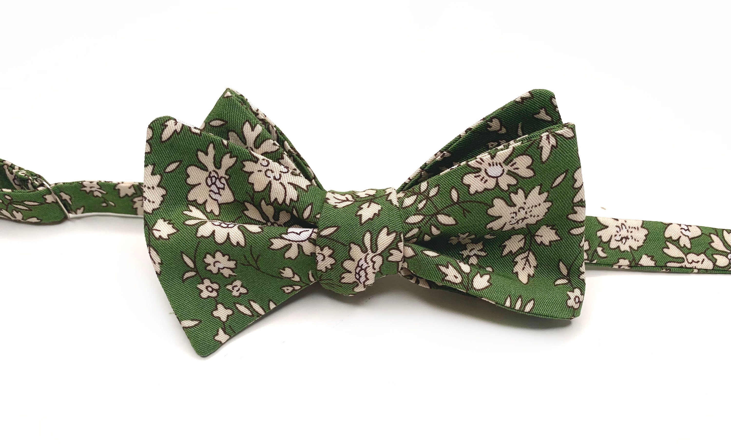 Dark Green floral Bow Tie VWOlive Flowers Necktie Bow tie Etsy