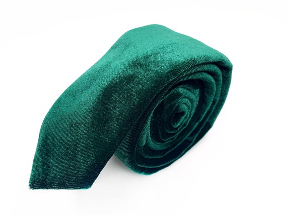 green velvet necktie