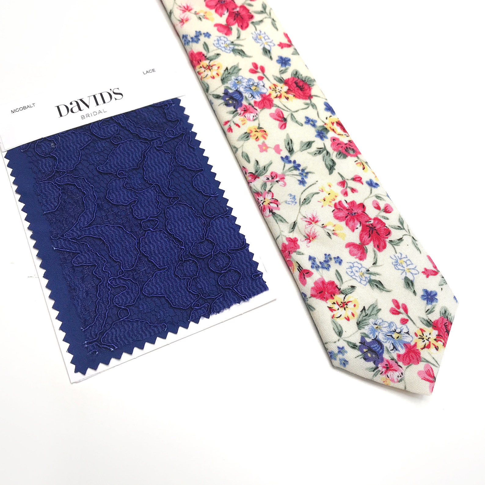 Cream floral pocket square White Floral pocket square mcobalt | Etsy