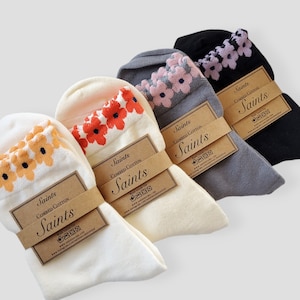 Flower Top Women&#39;s Cotton Socks, Fashion socks, Unique socks [4 Colours available]