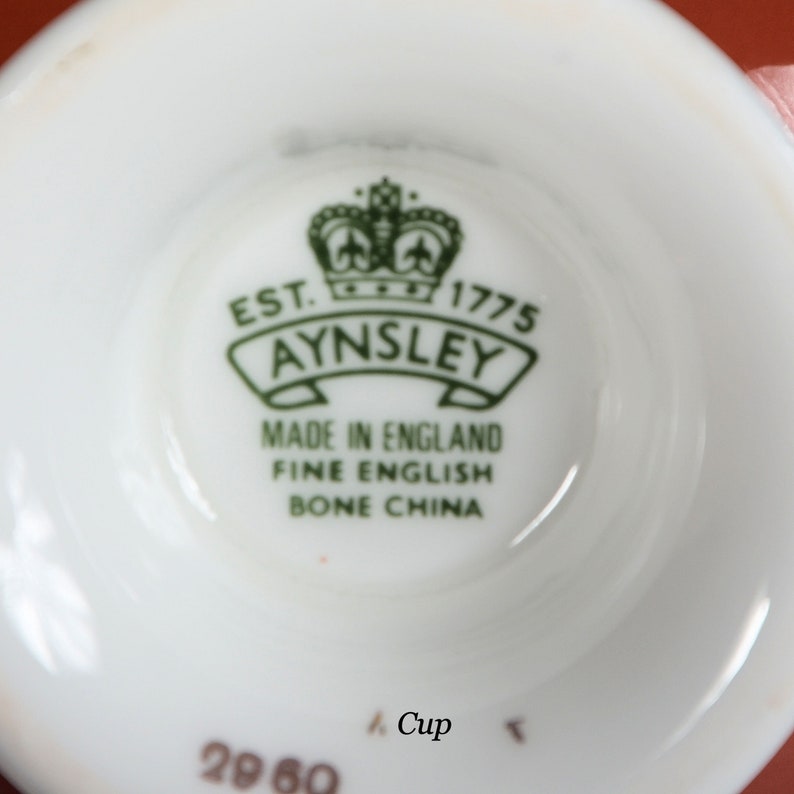 Aynsley Burnt Orange Floral Center Teacup /& Saucer