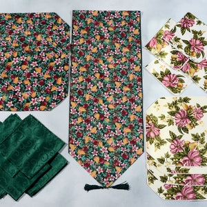 19 Pcs. Place Mats, Napkins, & Table/Buffet Runner