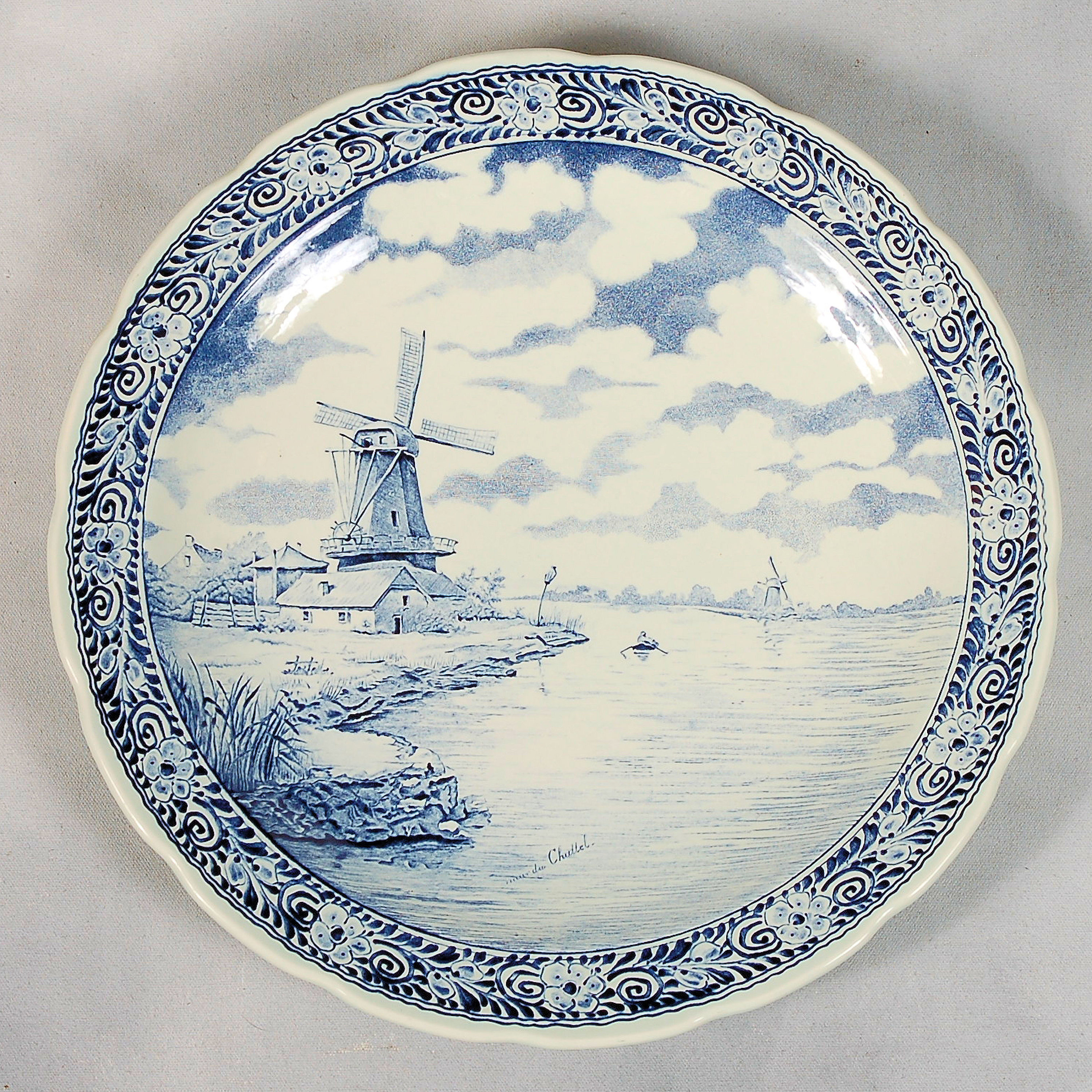 ロイヤルデルフト イヤープレート(18.3cm) 1985年【royal delft