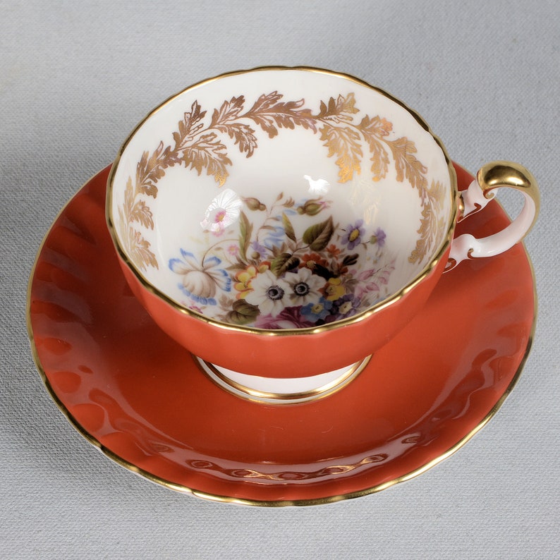 Aynsley Burnt Orange Floral Center Teacup /& Saucer