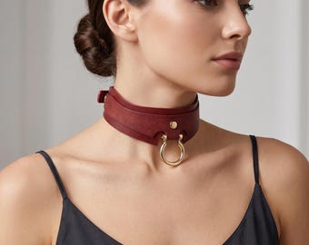Handmade Leather O-Ring Choker Collar,  Soft Padded Day Collar