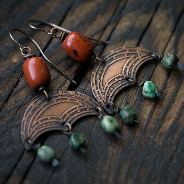 Moon earrings Copper jewelry Lunula earrings Pagan jewelry Celestial jewelry Unique witch earrings Turquoise earrings Stone earrings