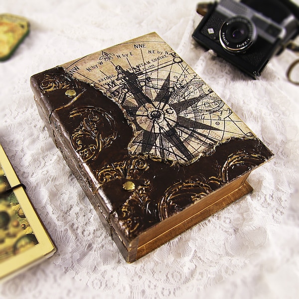 Luxus Andenken Box, Steampunk. Kompass. Holzbuch. Bewahren Sie Ihre Erinnerungsstücke und geschätzten Erinnerungen für ein Leben lang auf. Vintage. Ingenieur