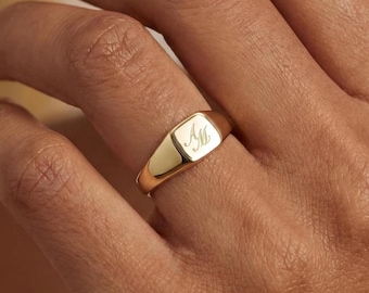 Personalized Signet Ring – Initial & Birth Flower Ring , Custom Engraved Gold Ring , Meaningful Jewelry Gift for Her , Engraved Ring