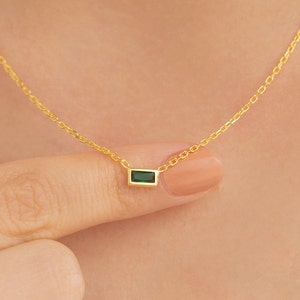 Baguette Birthstone Necklace, Emerald Necklace, Dainty Necklace, Birthday Gift, Birthstone Necklace, Mothers Necklace, Birthstone Jewelry