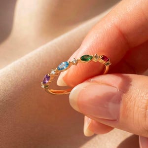 Family Birthstone Ring for Mom , Mother Birthstone Ring , Personalized Ring with Kids Birthstones