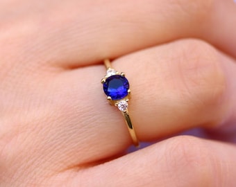 Sapphire Dainty Ring, September Birthstone Ring, Sapphire Ring, Delicate Ring, Minimalist Ring, Sterling Silver 925 Sapphire Ring, Mom Gift