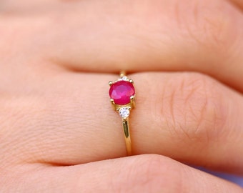 Ruby Dainty Ring, July Birthstone Ring, Ruby Ring, Delicate Ring, Minimalist Ring, Sterling Silver 925 Ruby Ring, Mothers Day Gifts