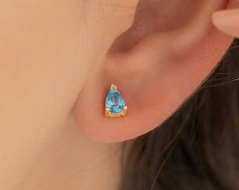 Custom Birthstone Stud Earrings, Dainty Stud Earrings, Minimalist Stud Earrings, 14K Gold Teardrop Stud Earrings, Birthstone Earrings, Gift