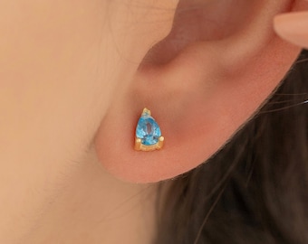 14k Gold Aquamarine Stud Earrings, Aquamarine Teardrop Stud Earrings, Dainty Silver Stud Earrings, Gift for Her, Birthstone Earrings