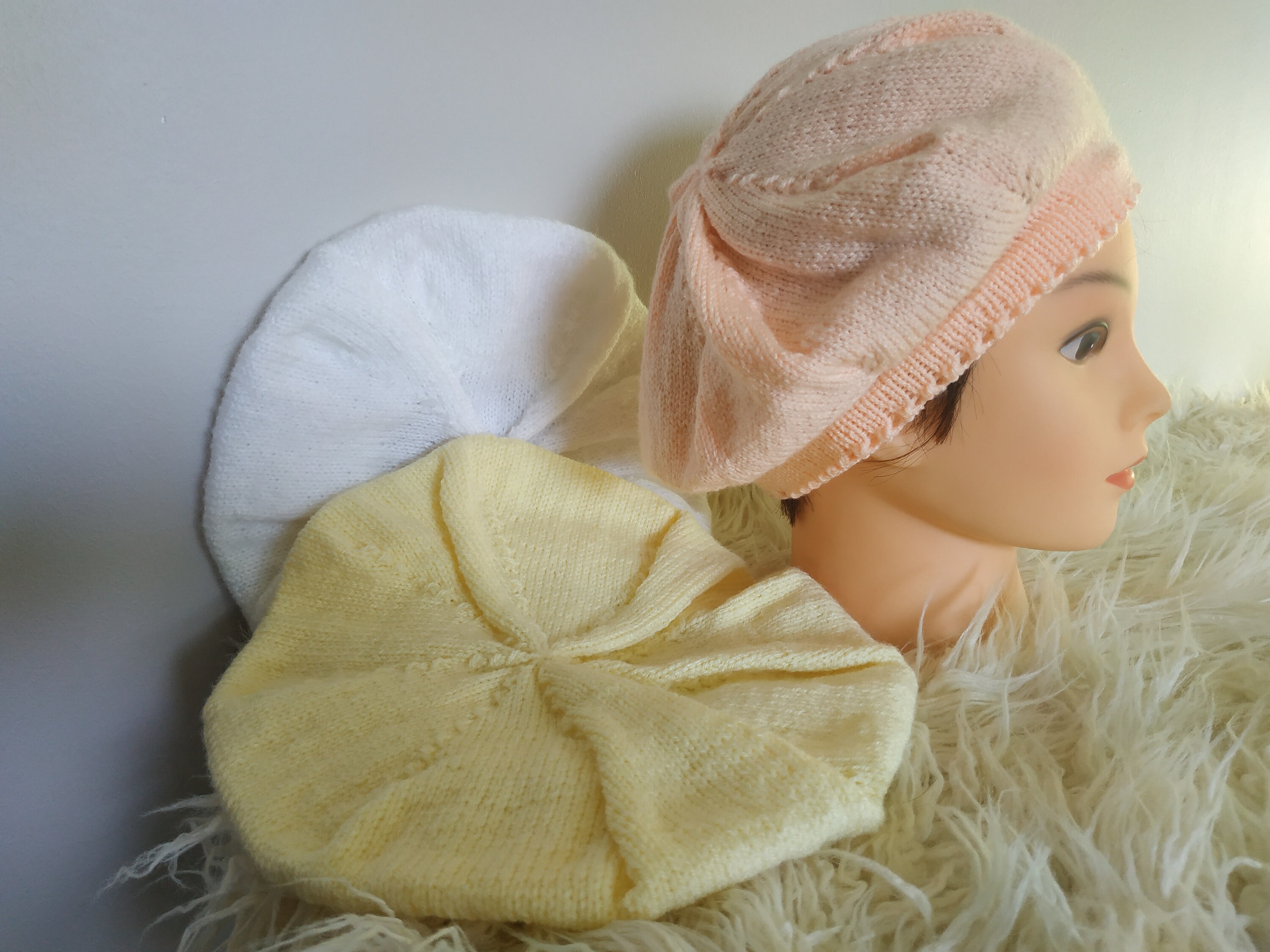 Beret wool girl pastel color 12 to 16 years old