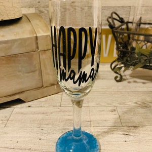 Glow in the dark wine glass