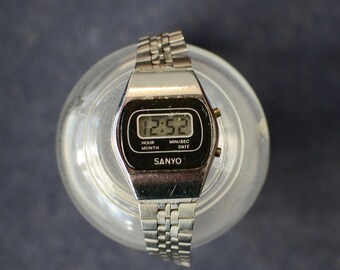 Vintage 90's  Digital Unisex Wrist Watch