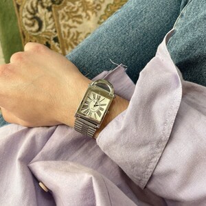 Vintage 90s Rectangular Watch / Unisex Analog Wrist Watch image 3