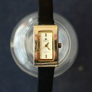 Vintage 90s Rectangular Watch / Unisex Analog Wrist Watch image 1