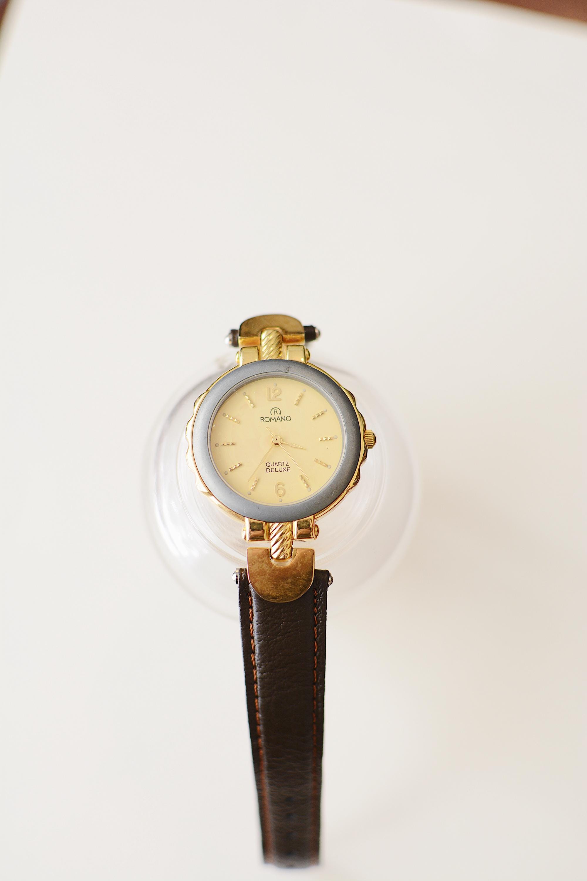 1990s Romano Circular 21mm Quartz Watch