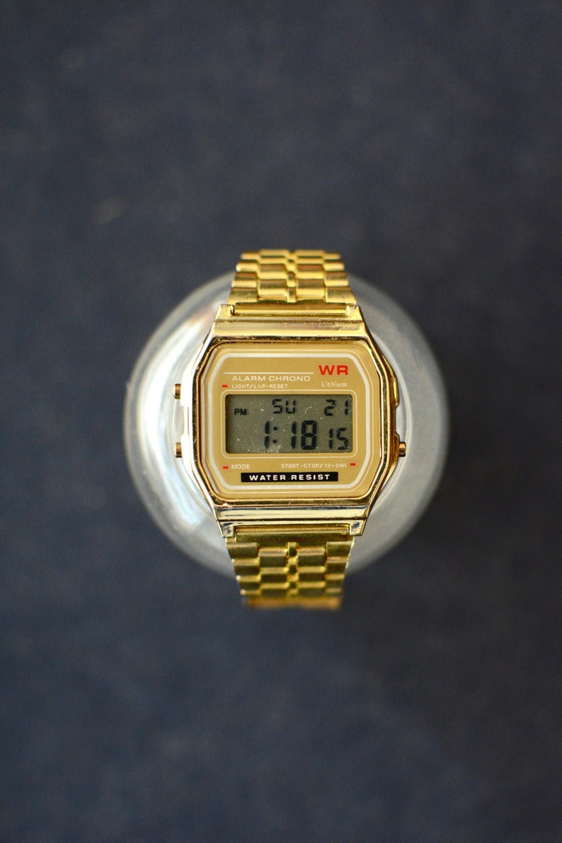 Vintage 90s Rectangular Watch / Unisex Digital Wrist Watch image 1
