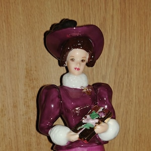 1997 Barbie Holiday Homecoming Nostalgic Doll - Timeless Vintage Beauty