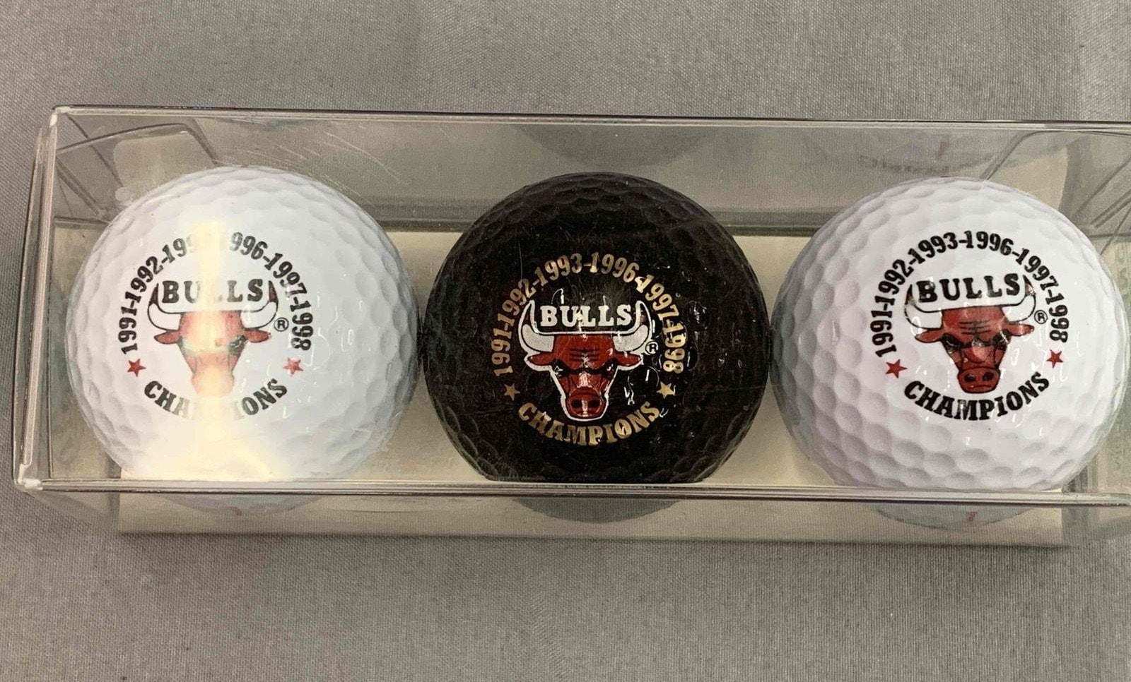 ヴィンテージ シカゴ ブルズ チャンピオンシップ ゴルフボール - Etsy 日本