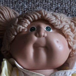 Classic Vintage Blonde & Blue eyes Cabbage Patch Doll