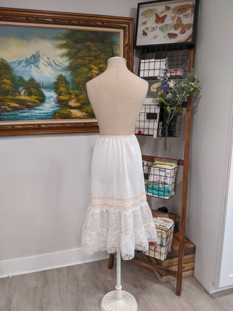 Vintage skirt petticoat Nylon tricot lace petticoat 1950s 1940s petticoat white