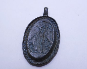Antike römische Bronze Anhänger Legionär Amulett Siegesgöttin 4/5 AD