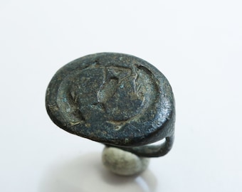Griechische Mythologische Szene Zwei Doulpen Bronze Ring 7/9 AD