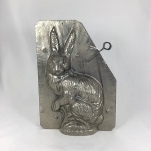 Vintage Startled Rabbit 2 Part Metal Chocolate Mold 8242